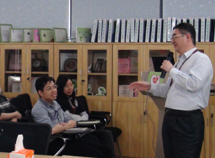 “因?yàn)閴?mèng)想”——婦幼大講堂第三季于3月19日在醫(yī)學(xué)遺傳中心會(huì)議室溫馨落幕