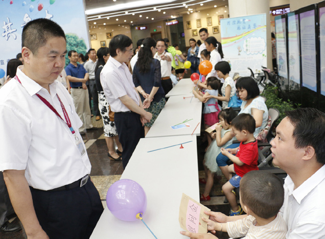 地貧可防控  你我共參與——2015年國(guó)際地貧日暨世界紅十字日宣傳活動(dòng)順利開(kāi)展